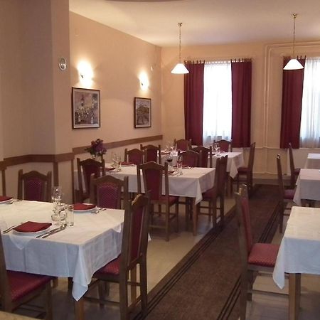 Naša Tvrđava Guest Accommodation Novi Sad Esterno foto