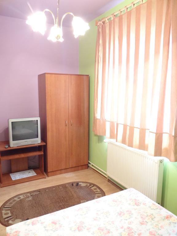Naša Tvrđava Guest Accommodation Novi Sad Esterno foto